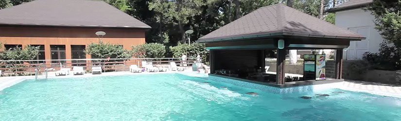 Аква-бар на открытом бассейне